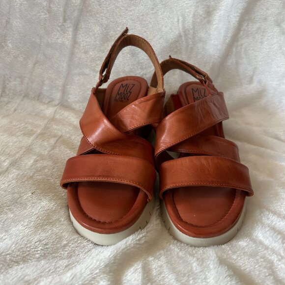 Miz Mooz Morgana Wedge Sandals Womens Size 38 Brandy Leather Strappy - Picture 2 of 6